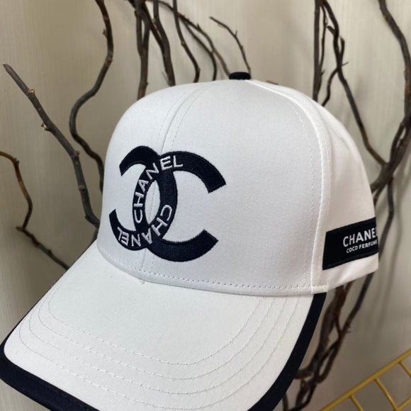 ?✨AUTHENTIC✨?CHANEL hat main image 8